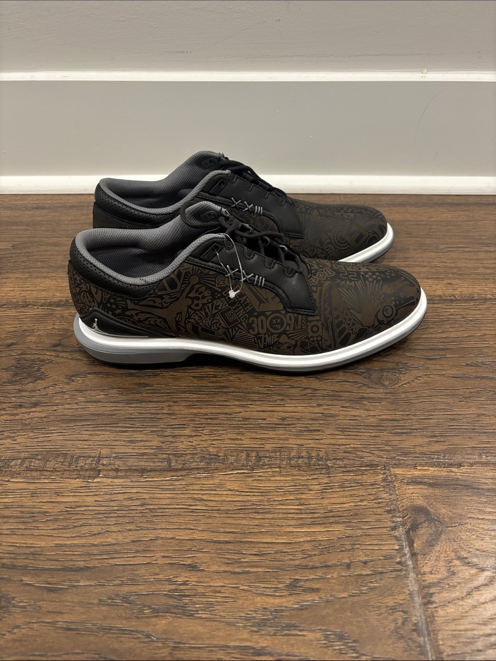 Men's Black Jordan golf shoes  - Lightweight Comfort